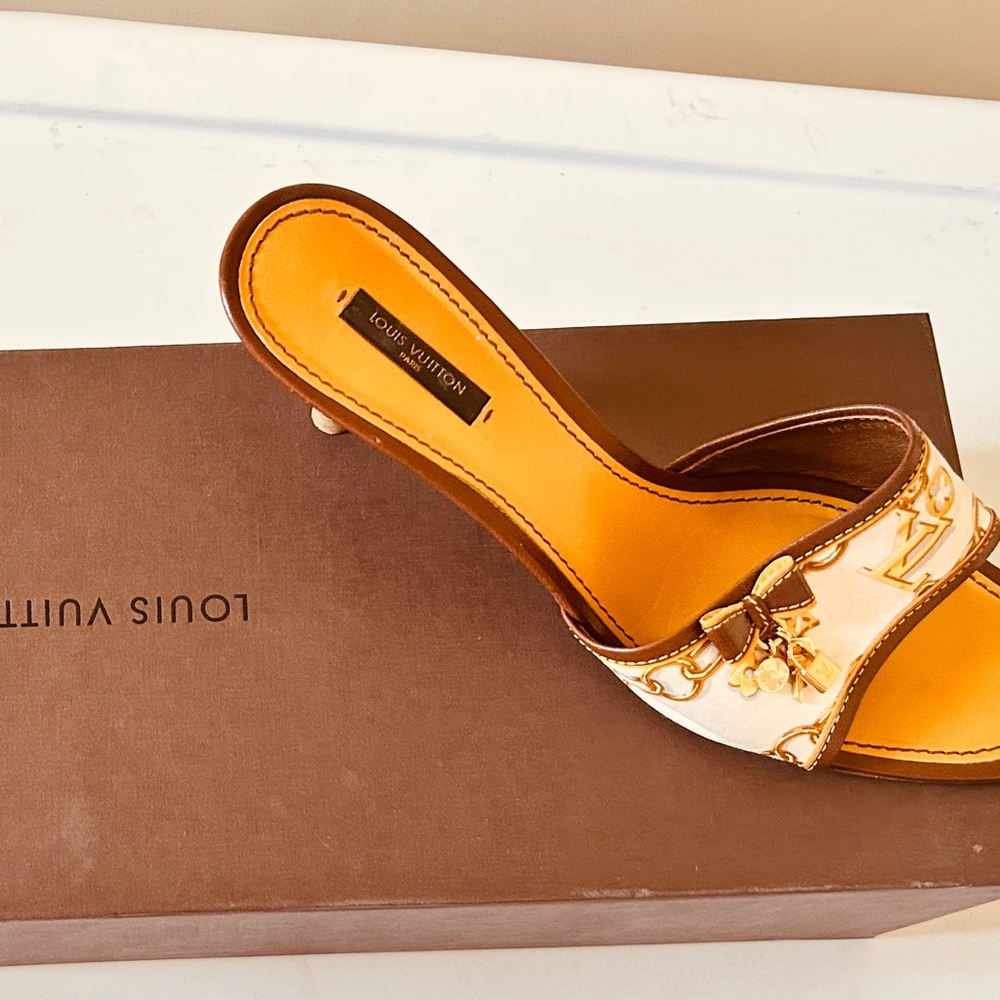 Louis Vuitton Cream and Brown Heels with Signature Monogram